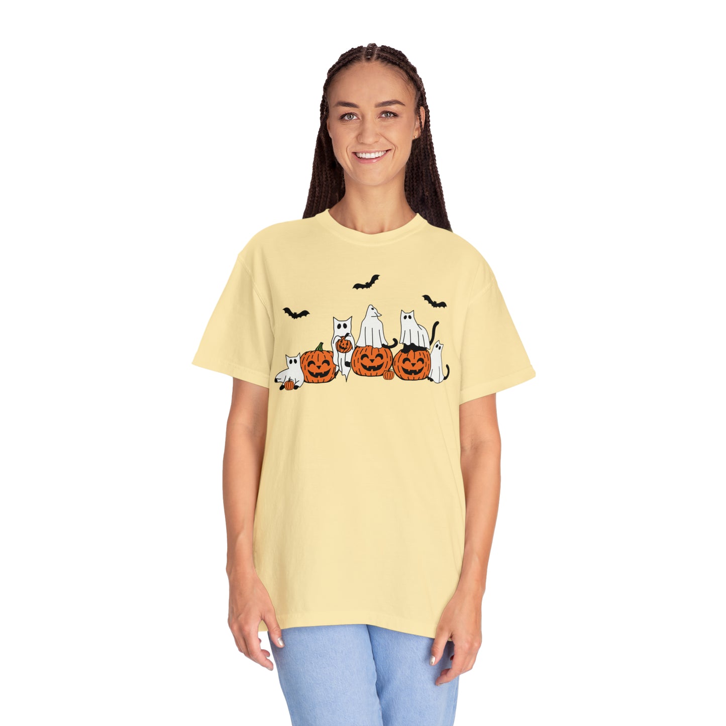 Cat Ghosts Playing on Jack-O-Lantern Pumpkins Halloween Comfort Colors Unisex Garment-Dyed T-shirt