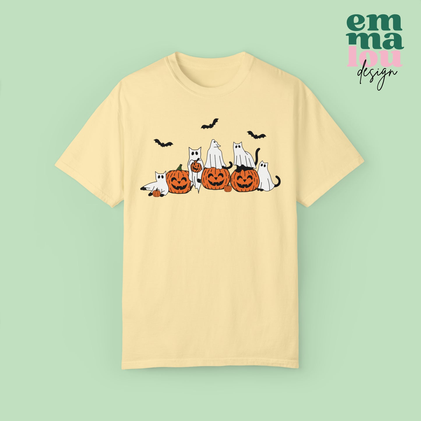 Cat Ghosts Playing on Jack-O-Lantern Pumpkins Halloween Comfort Colors Unisex Garment-Dyed T-shirt